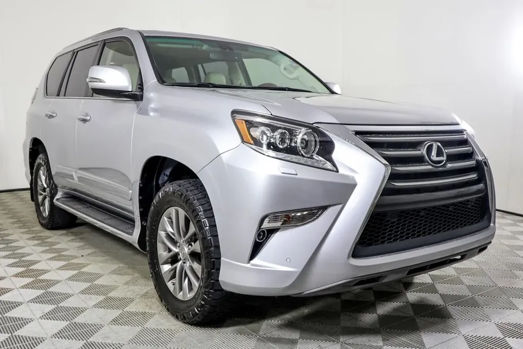 2016 Lexus GX 460 Luxury photo 1