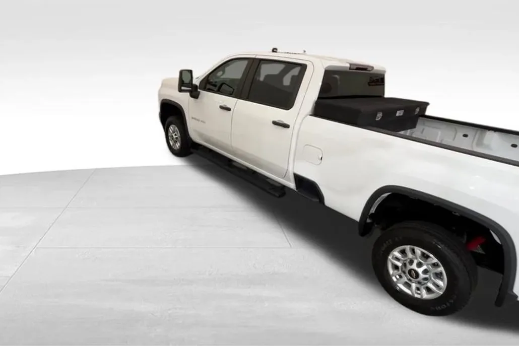 2023 Chevrolet Silverado 2500HD Work Truck photo 1