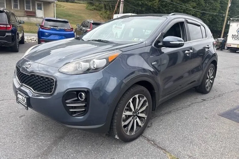 2018 Kia Sportage EX photo 1