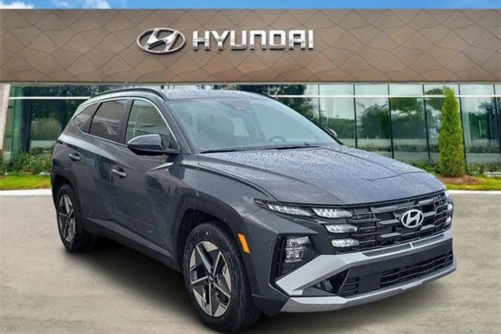 2025 Hyundai Tucson SEL photo 1