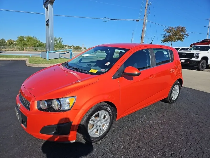 2012 Chevrolet Sonic LT photo 1