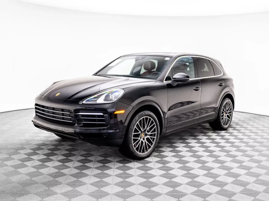 2022 Porsche Cayenne Base photo 1