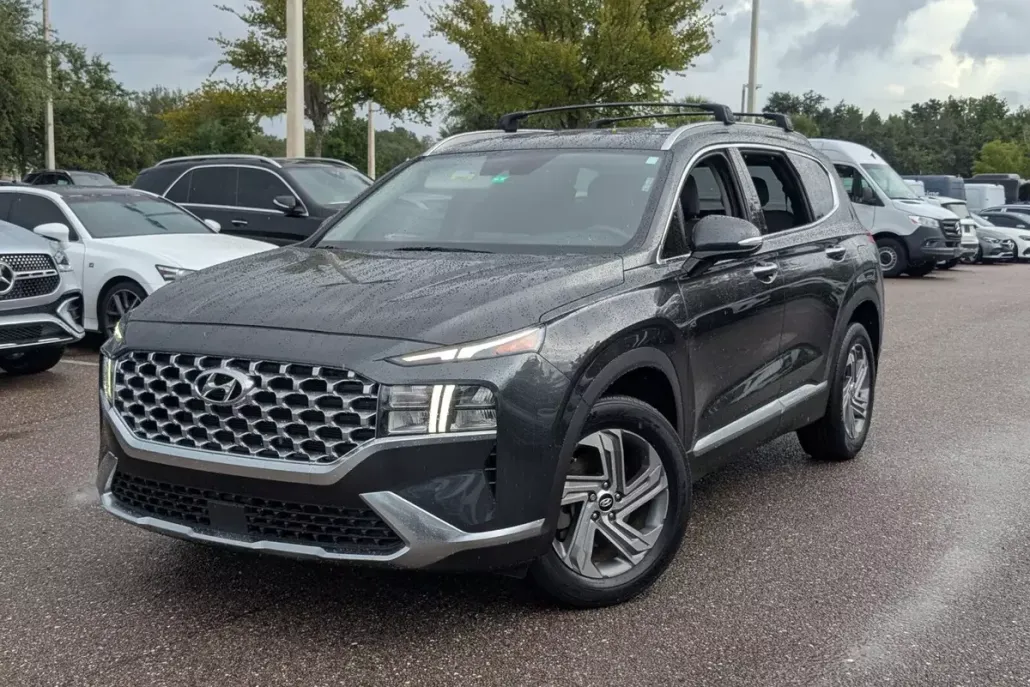 2022 Hyundai Santa Fe SEL photo 1