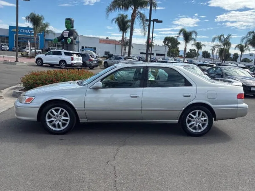 2000 Toyota Camry XLE V6 photo 1