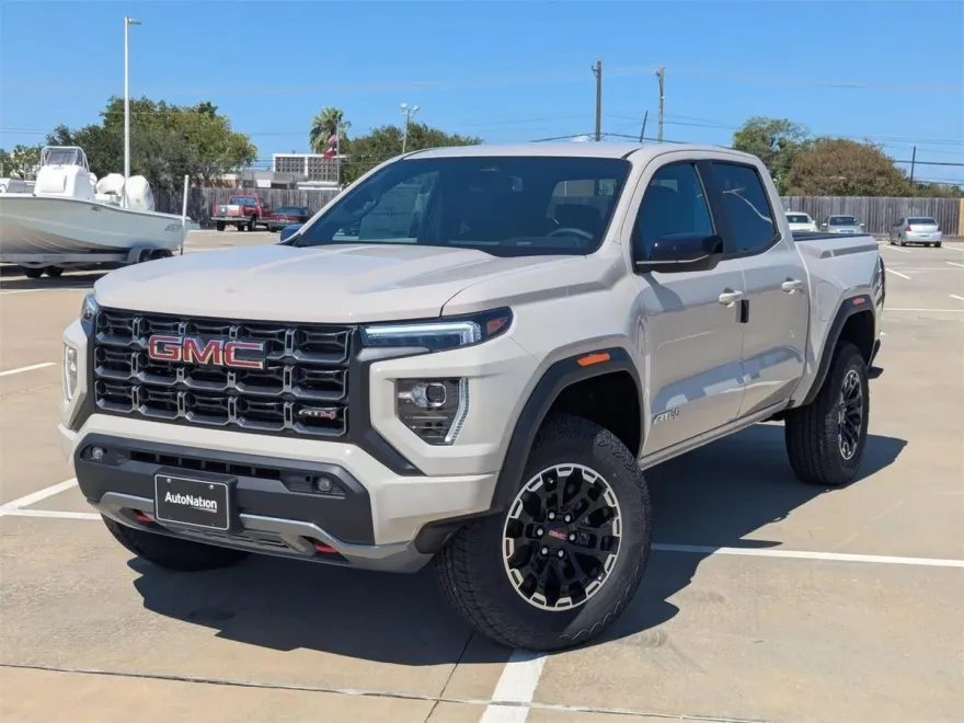 2026 Gmc Canyon AT4 photo 1