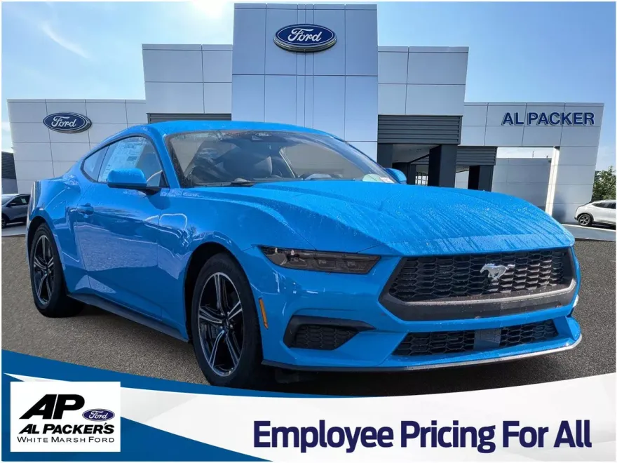 2025 Ford Mustang EcoBoost photo 1
