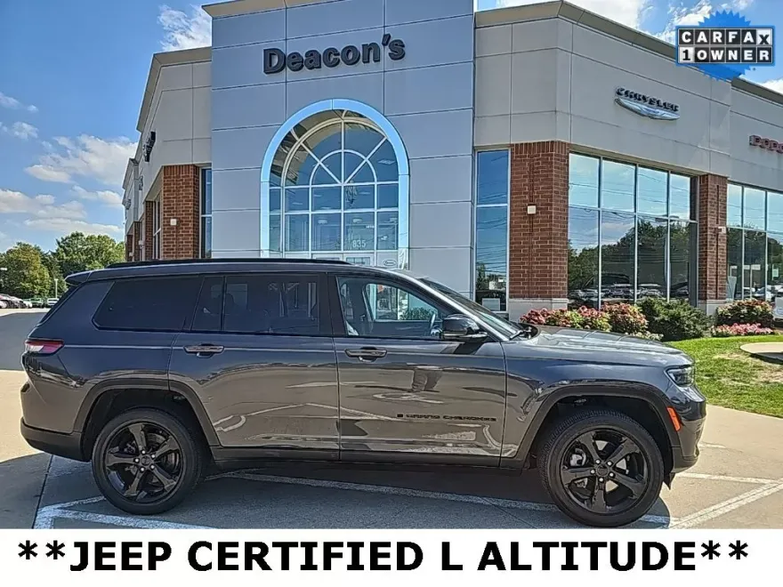 2022 Jeep Grand Cherokee Altitude photo 1