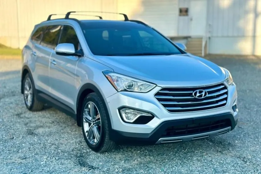 2016 Hyundai Santa Fe Limited Sport photo 1