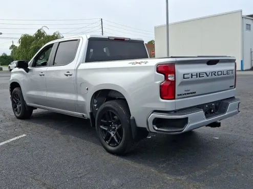 2022 Chevrolet Silverado 1500 RST photo 4
