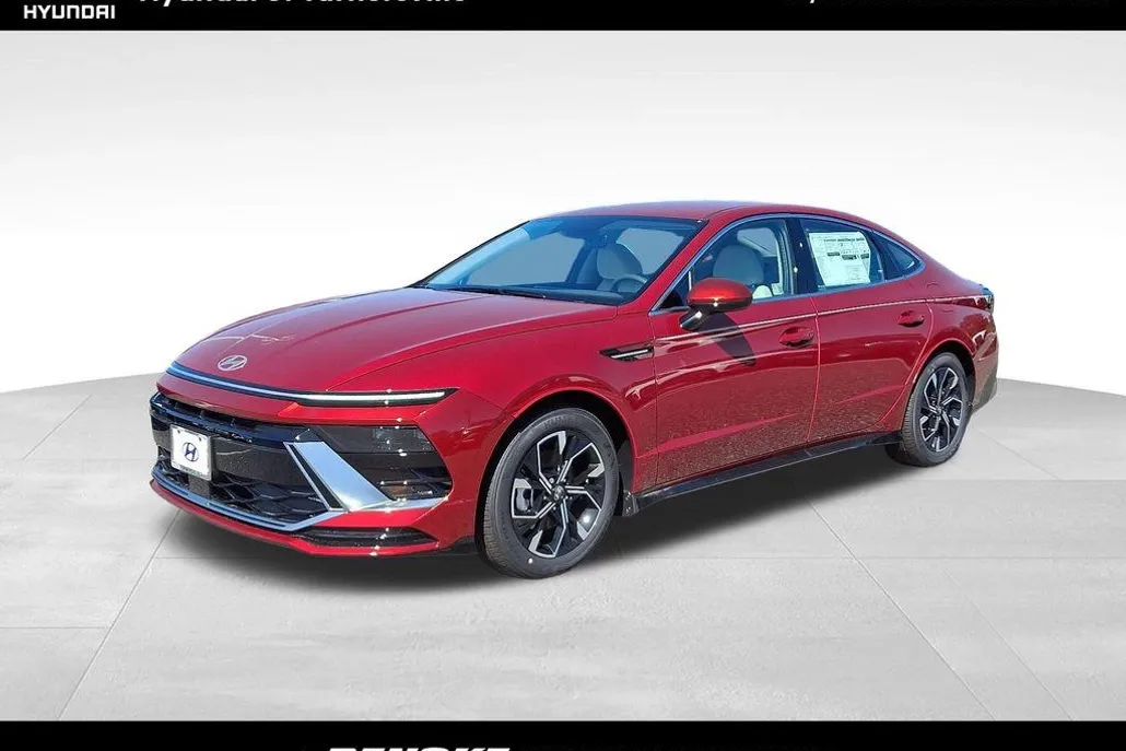 2025 Hyundai Sonata SEL photo 1