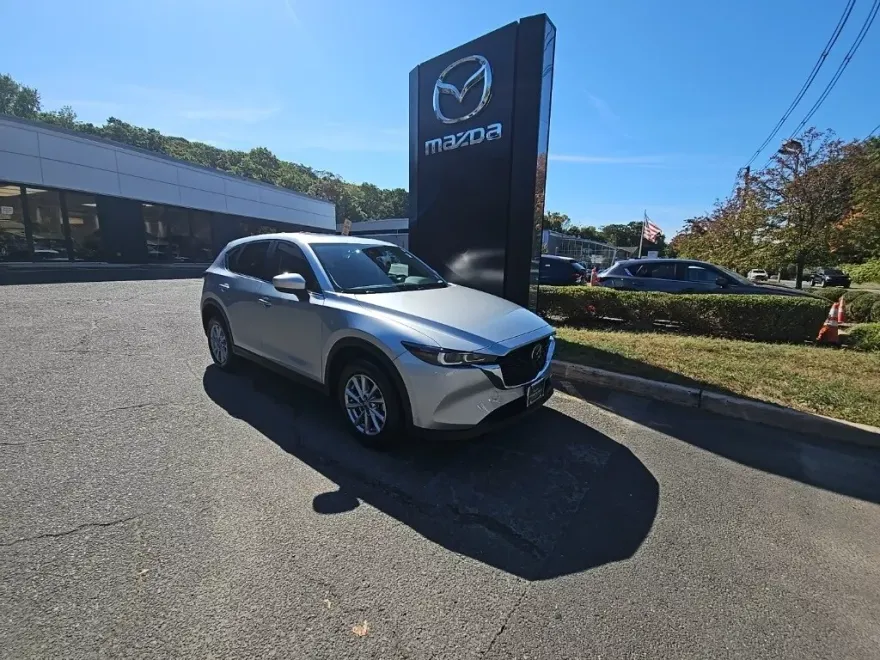 2023 Mazda CX-5 2.5 S Preferred photo 1