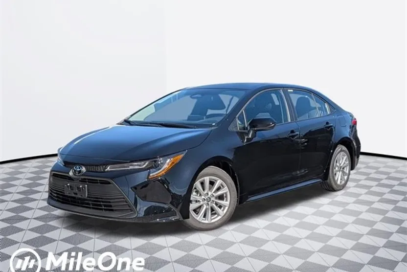 2026 Toyota Corolla LE photo 1