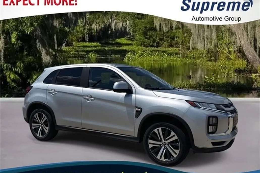 2020 Mitsubishi Outlander Sport ES photo 1