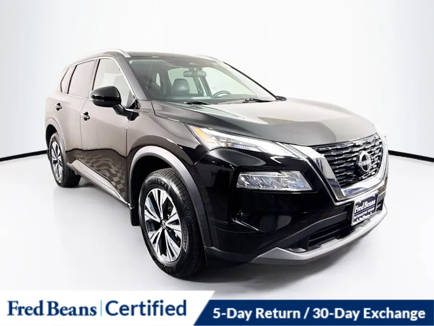 2022 Nissan Rogue SV photo 1