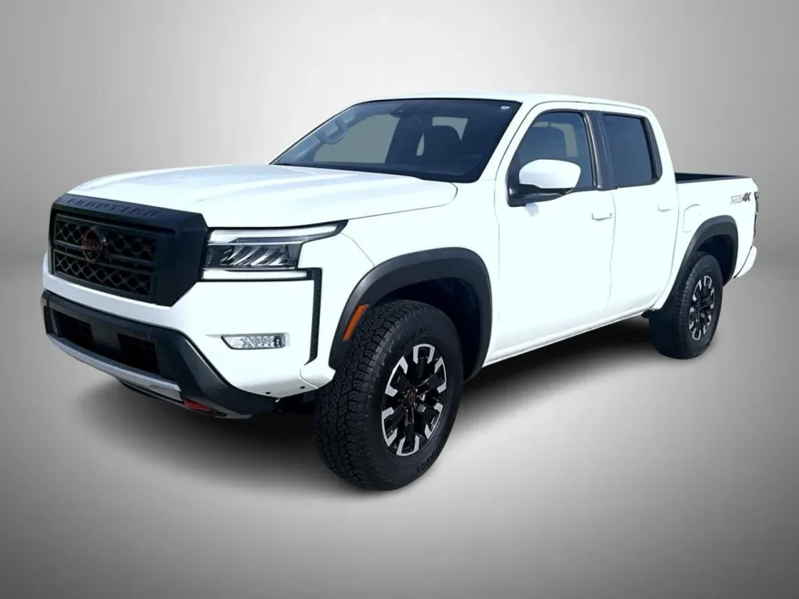 2024 Nissan Frontier PRO-4X photo 1