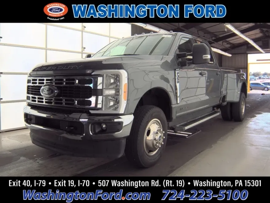 2023 Ford F-350 XLT photo 1
