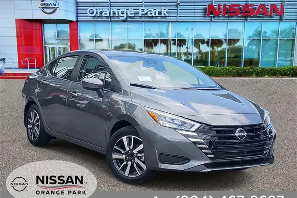 2025 Nissan Versa SV photo 1