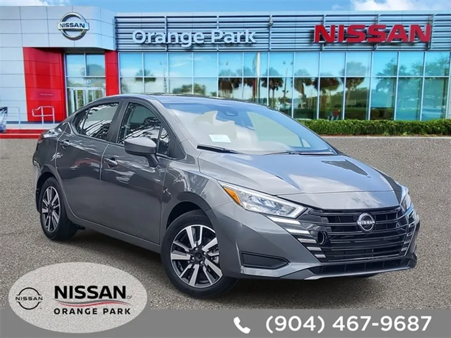 2025 Nissan Versa SV photo 1