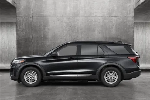 2025 Ford Explorer photo 2