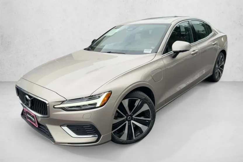 2023 Volvo S60 Recharge Ultimate photo 1