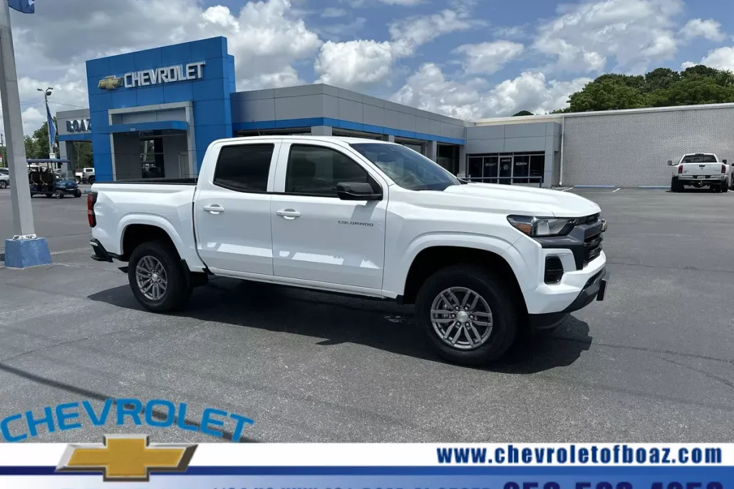 2025 Chevrolet Colorado Work Truck LT photo 1