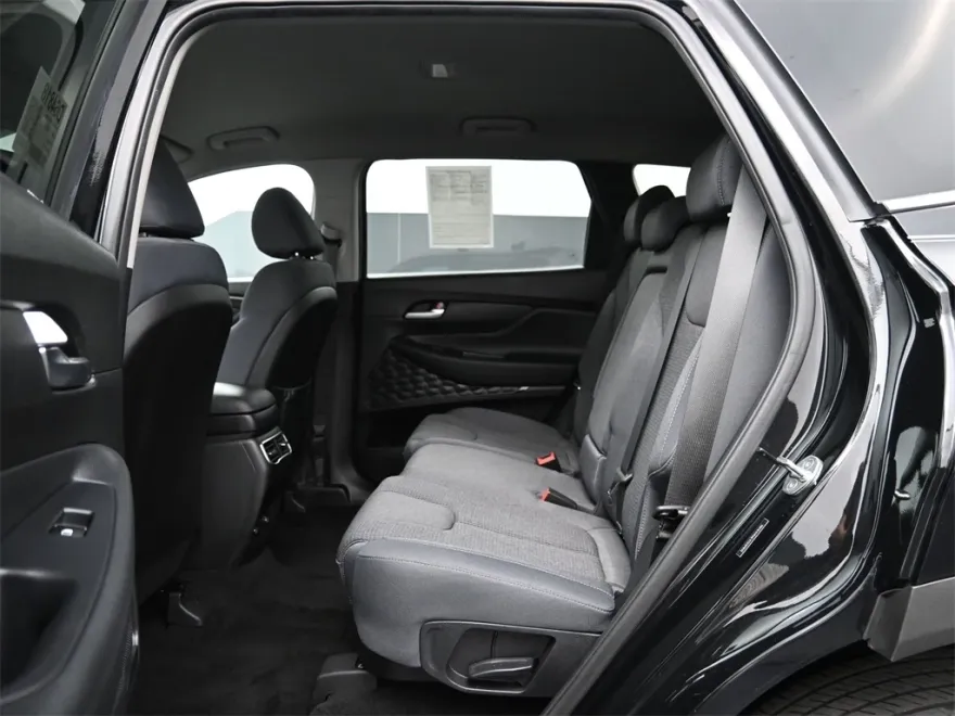 2022 Hyundai Santa Fe SEL photo 1