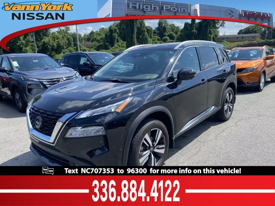 2022 Nissan Rogue SL photo 1