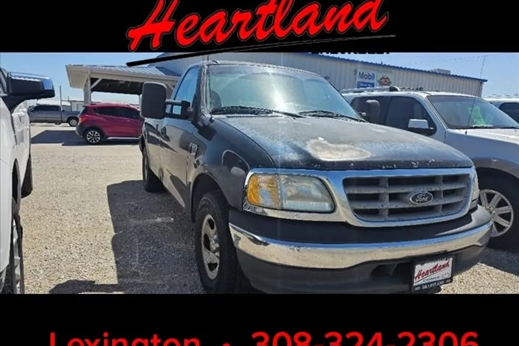 2000 Ford F-150 XL photo 1