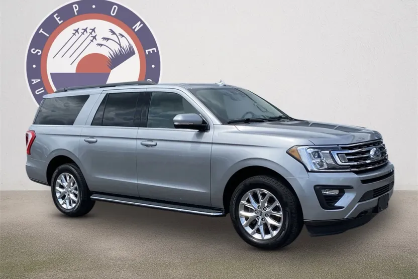 2021 Ford Expedition MAX XLT photo 1