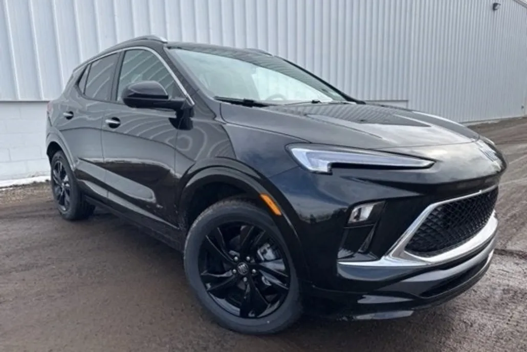 2025 Buick Encore GX Sport Touring photo 1