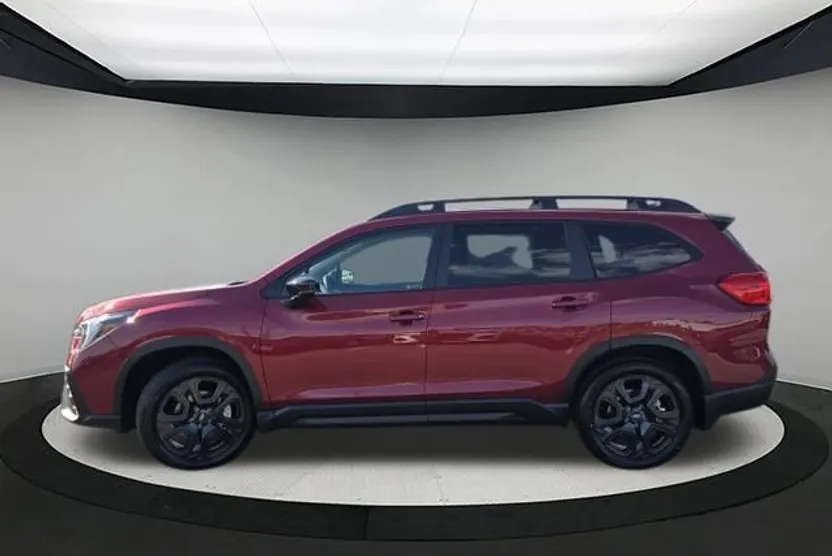 2025 Subaru Ascent Onyx Edition Touring photo 1