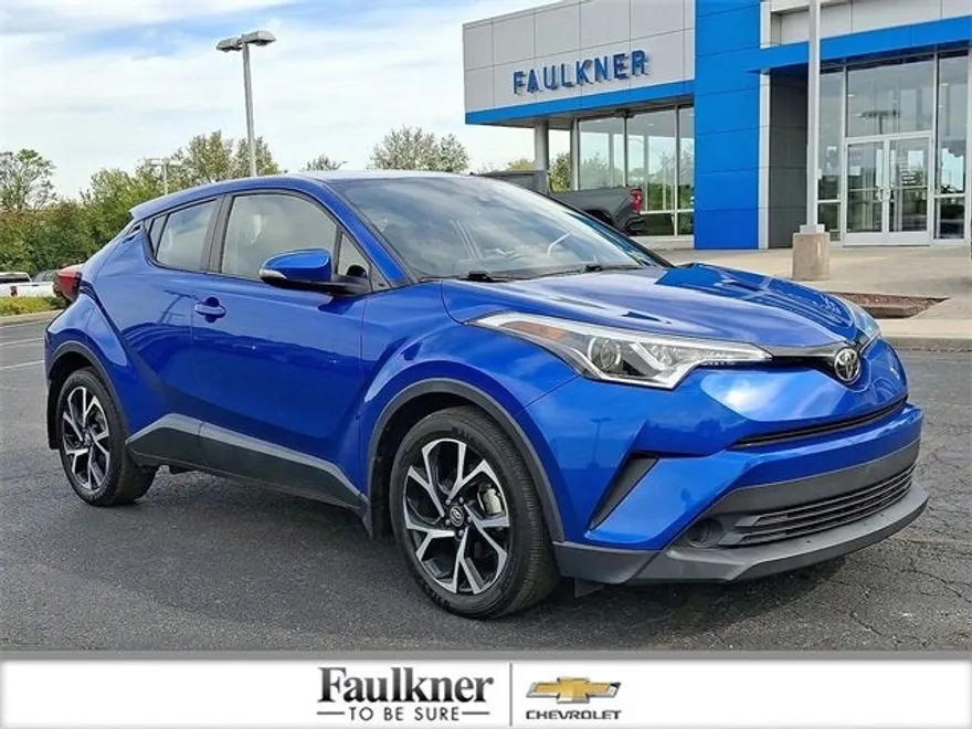 2018 Toyota C-HR XLE photo 1