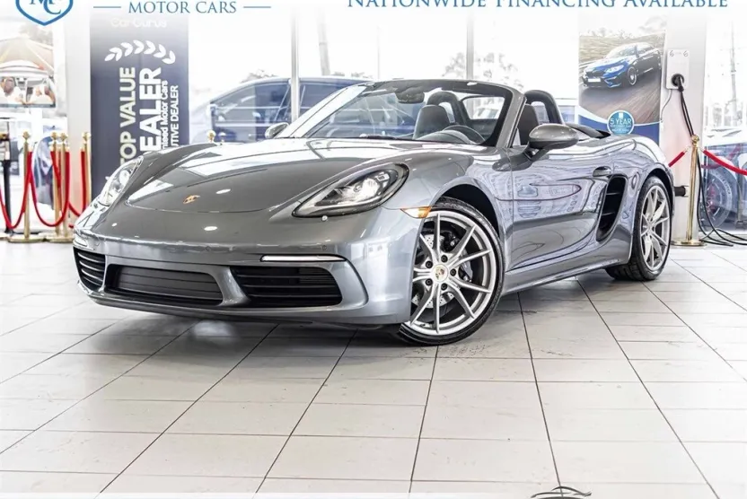 2025 Porsche Boxster photo 1
