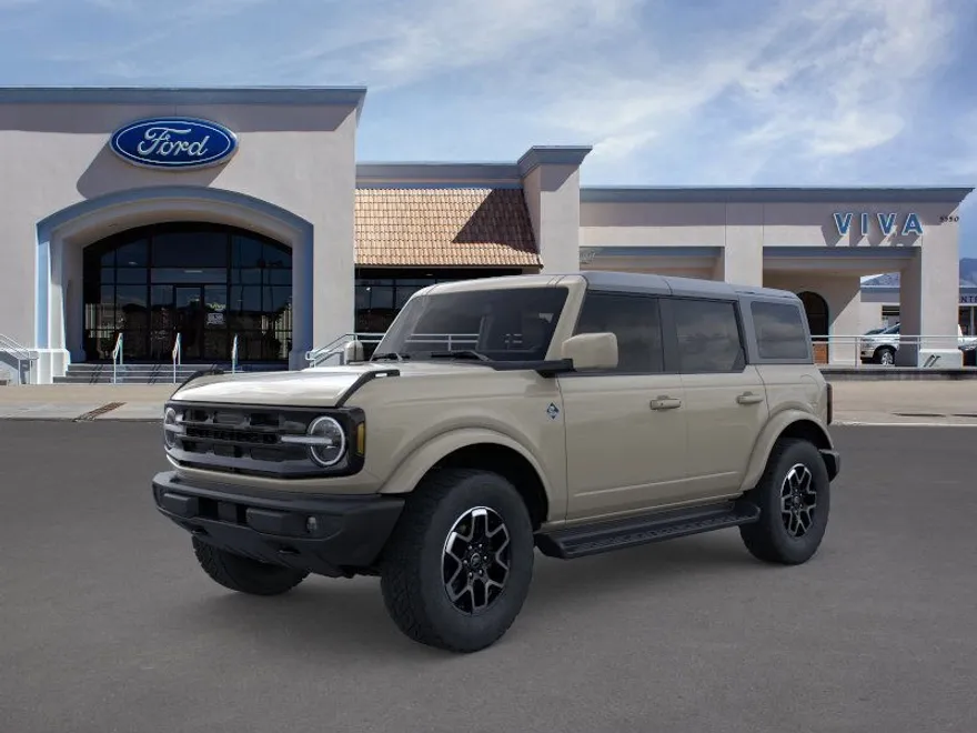 2025 Ford Bronco Outer Banks photo 1