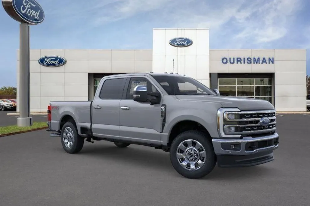 2026 Ford F-250 Lariat photo 1