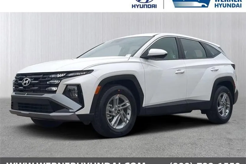2025 Hyundai Tucson SE photo 1