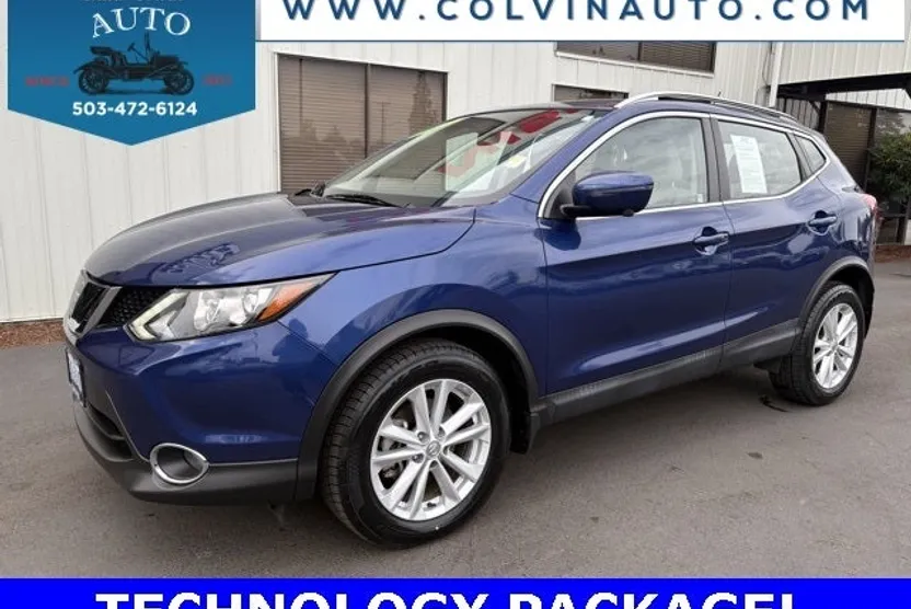 2018 Nissan Rogue Sport SV photo 1