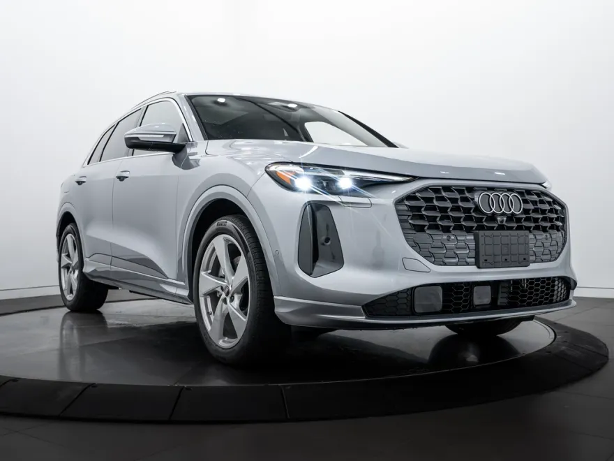 2025 Audi Q5 Premium Prestige photo 1