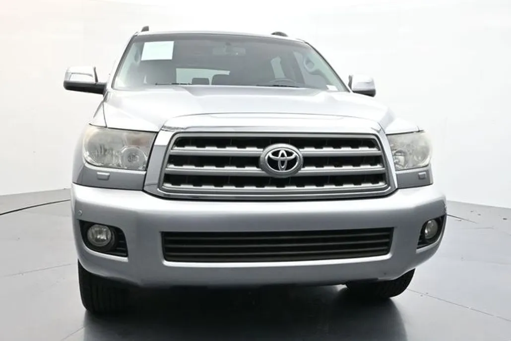 2014 Toyota Sequoia Limited photo 1