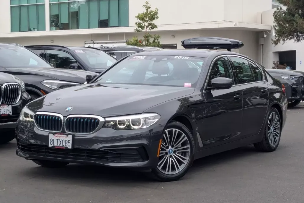2019 Bmw 530e Sedan photo 1