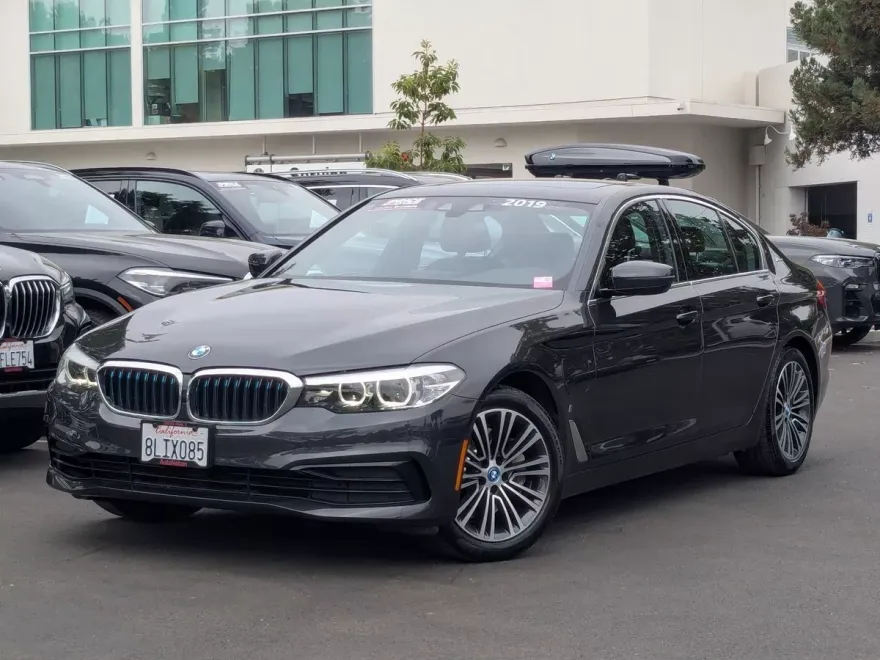 2019 Bmw 530e Sedan photo 1