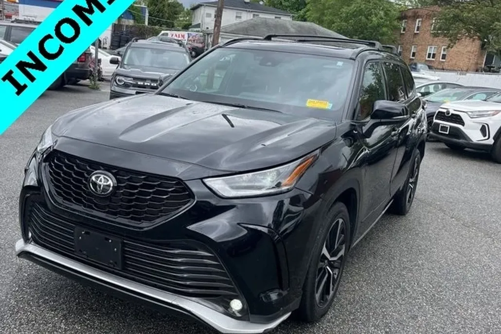 2022 Toyota Highlander XSE photo 1