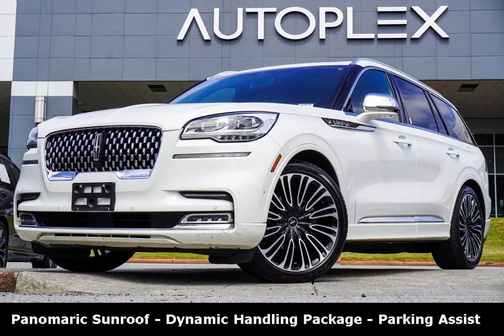2020 Lincoln Aviator Black Label photo 1
