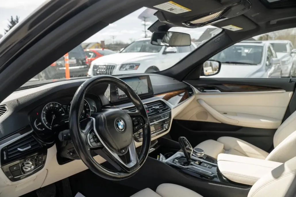 2017 Bmw 530i 530i xDrive photo 1
