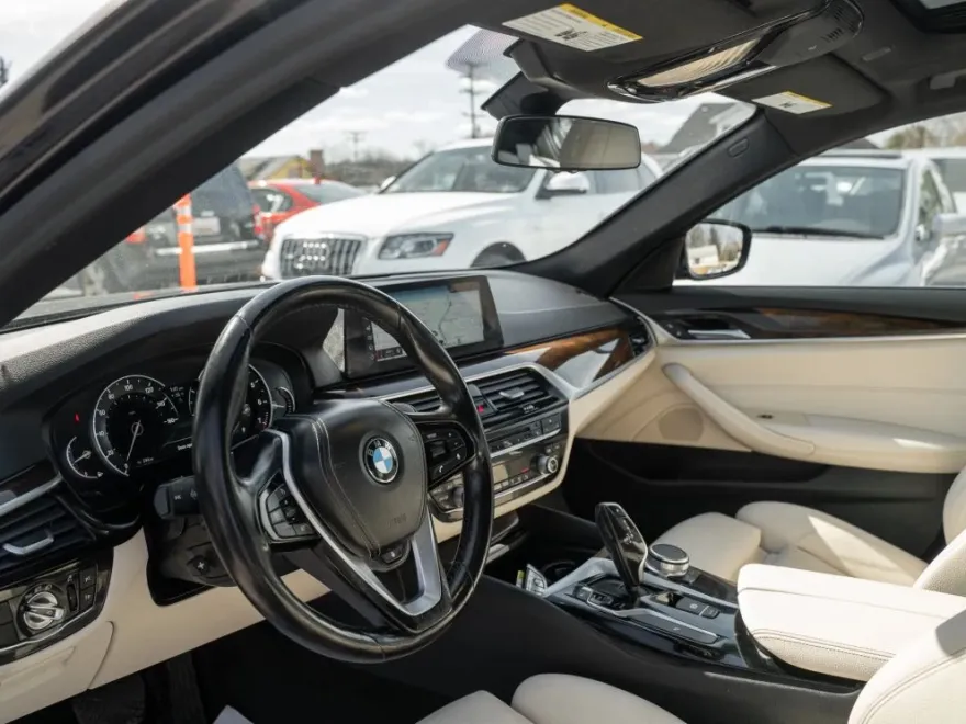 2017 Bmw 530i 530i xDrive photo 1