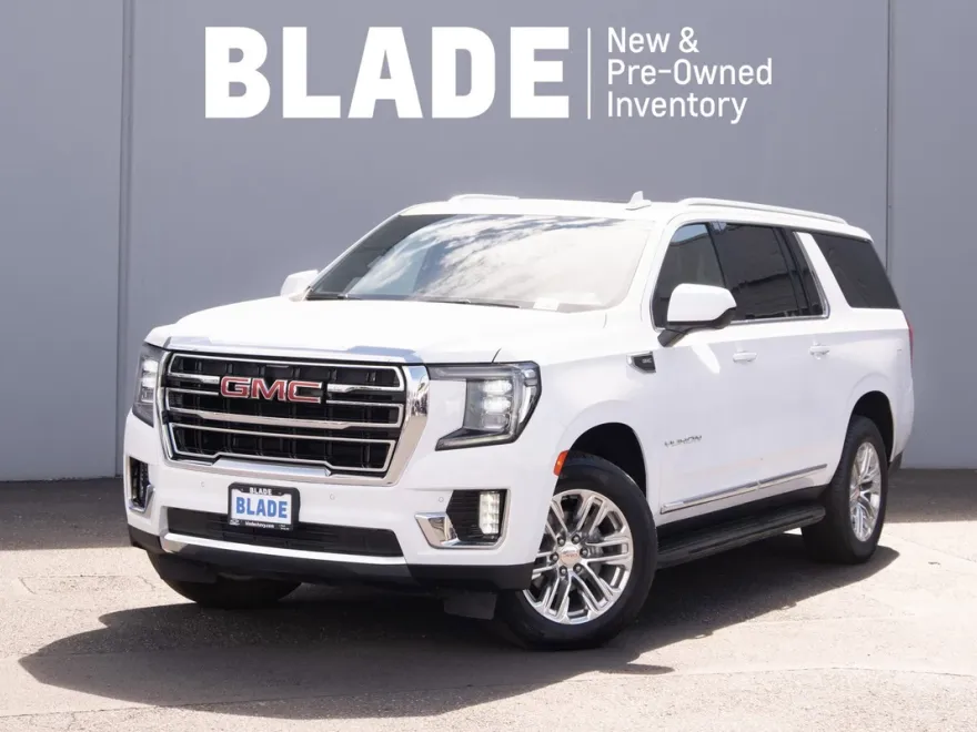 2023 Gmc Yukon XL SLT photo 1
