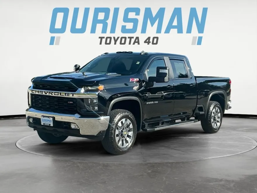 2023 Chevrolet Silverado 2500HD LT photo 1