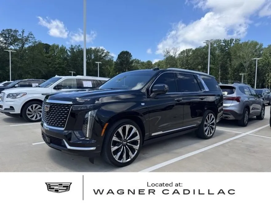 2025 Cadillac Escalade Premium Luxury photo 1