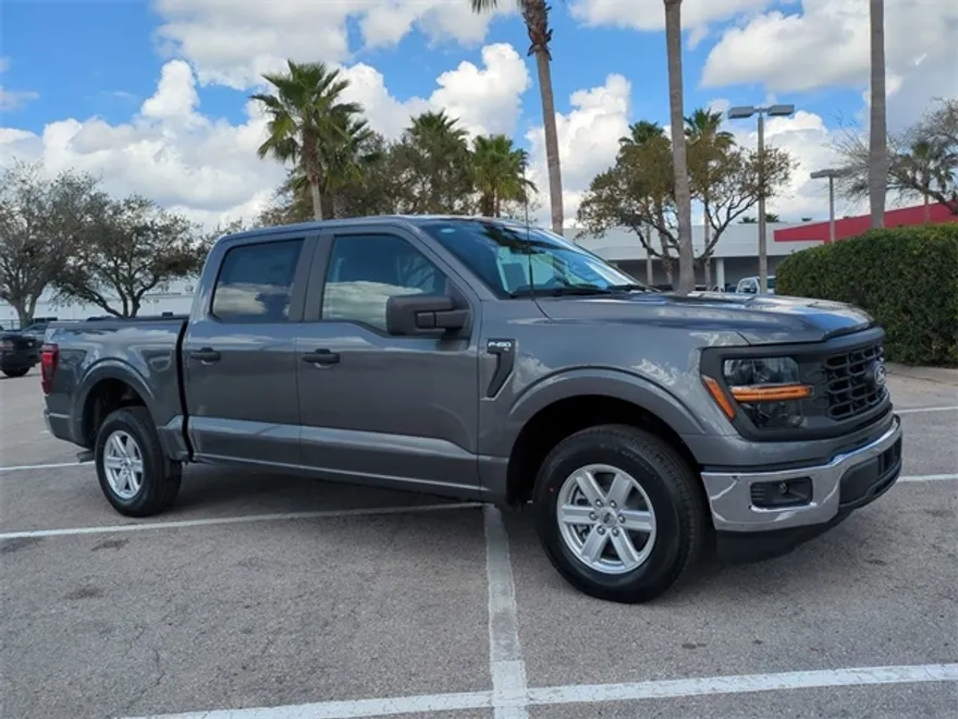 2025 Ford F-150 XL photo 1