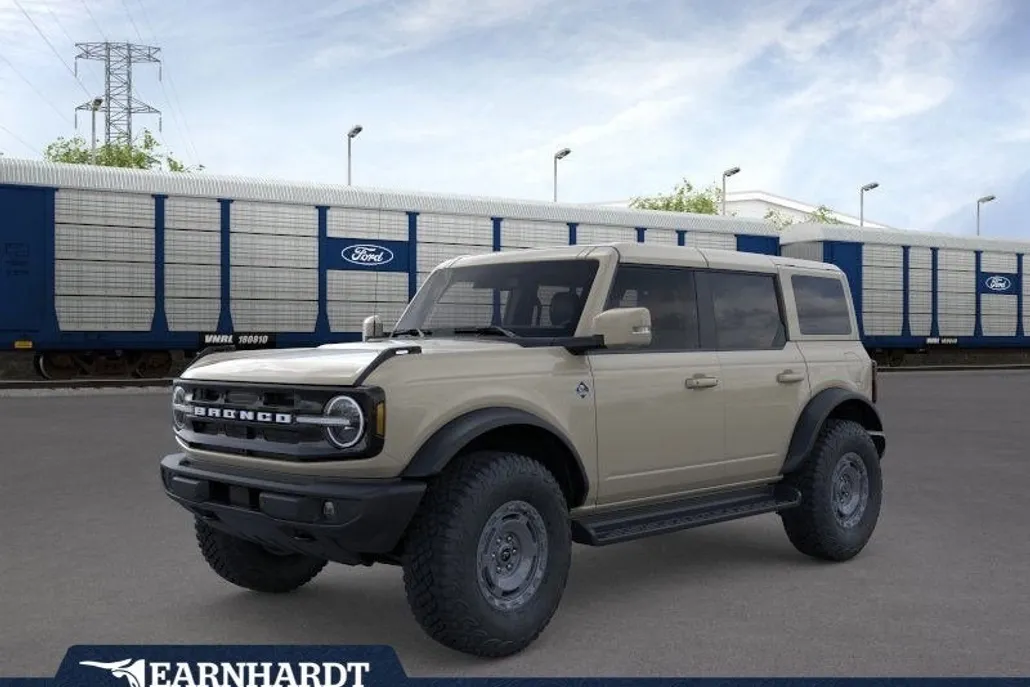 2025 Ford Bronco Outer Banks photo 1